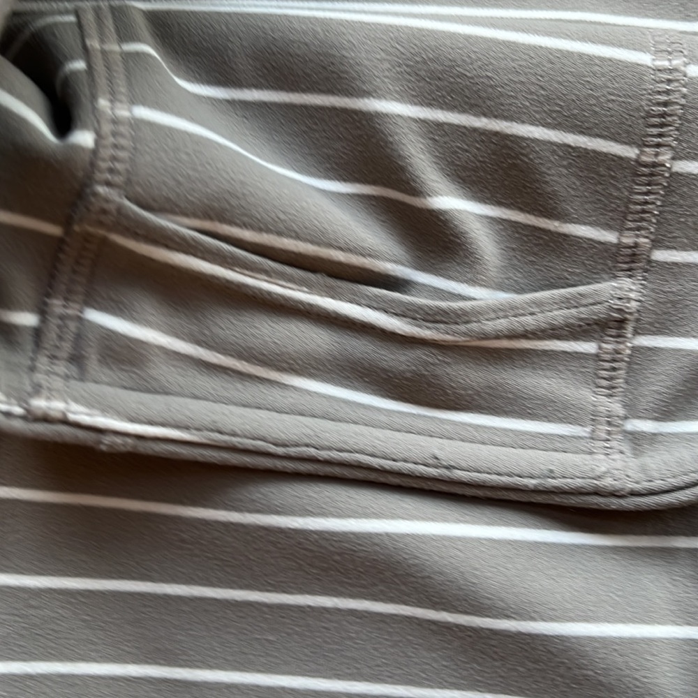 Athleta Leggings - Size Medium - Picture 6 of 10